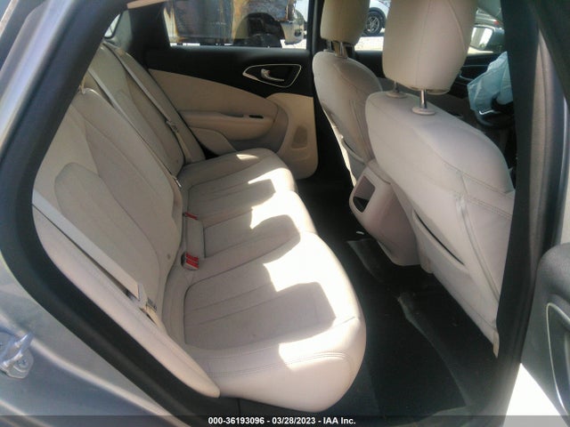 Chrysler 200 Limited 2015 1C3CCCAB0FN564446 Image 8