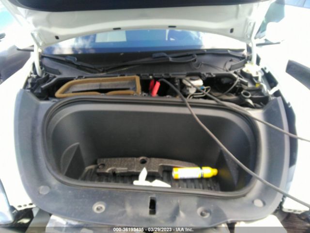 5YJYGDEE9LF053375 Tesla Model Y Long Range