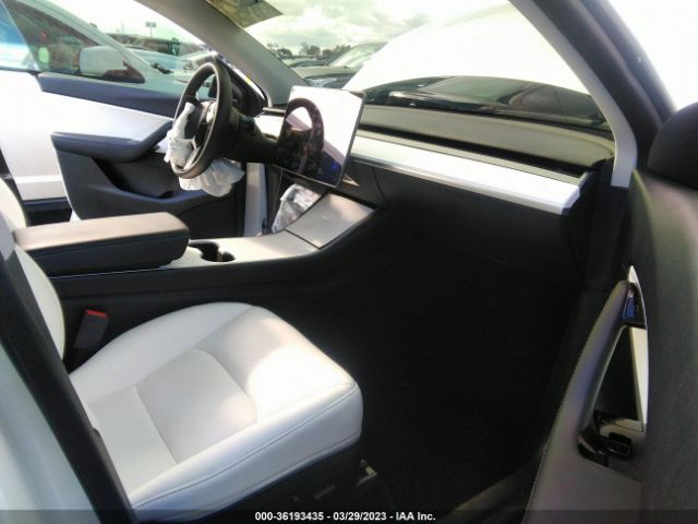 5YJYGDEE9LF053375 Tesla Model Y Long Range