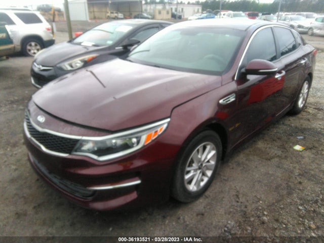 2018 Kia Optima, VIN: 5XXGT4L38JG201406