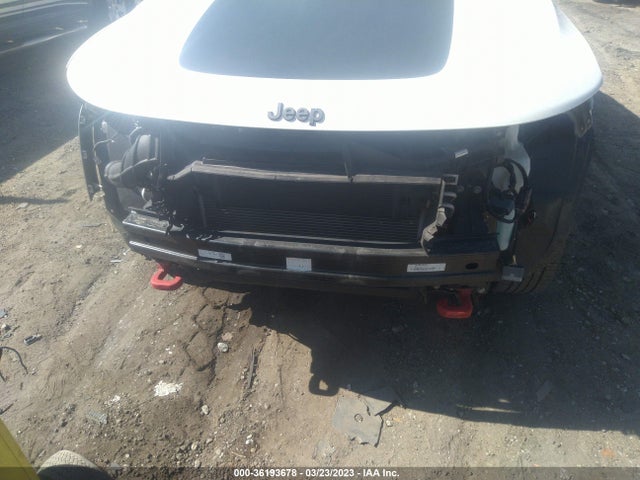 3C4NJDDBXKT811364 Jeep Compass Trailhawk