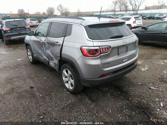 3C4NJCBB2JT193632 Jeep Compass Latitude
