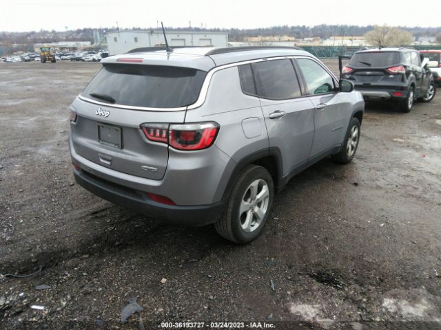 3C4NJCBB2JT193632 Jeep Compass Latitude