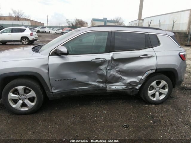 3C4NJCBB2JT193632 Jeep Compass Latitude