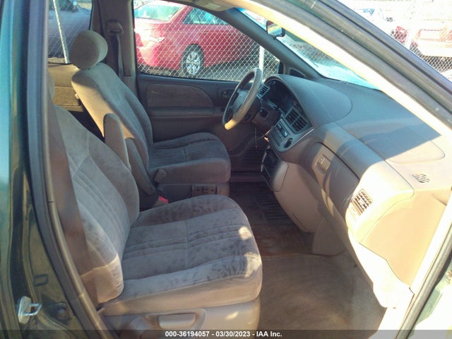 2002 TOYOTA SIENNA LE/XLE VIN: 4T3ZF13C42U448743