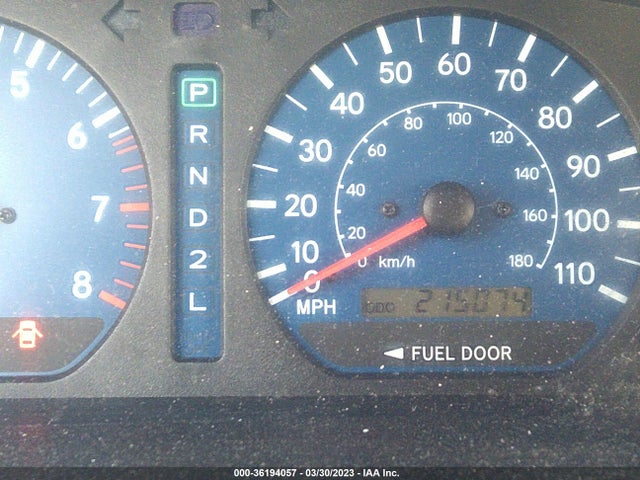 2002 TOYOTA SIENNA LE/XLE VIN: 4T3ZF13C42U448743