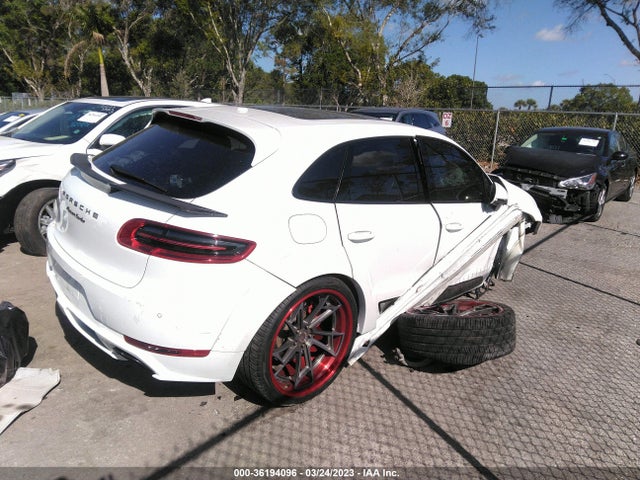 2016 PORSCHE MACAN WP1AF2A59GLB90834 Photo 3