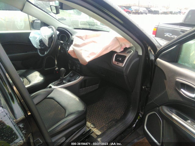 2019 JEEP COMPASS LATITUDE VIN: 3C4NJDBB8KT682723