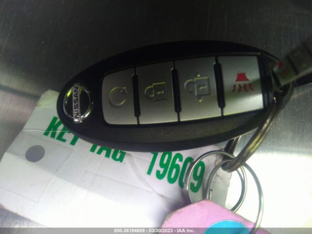 5N1AT2MT3HC788211 Nissan ROGUE SV