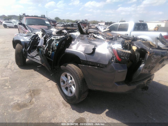 Toyota 4RUNNER SR5 2021 JTEMU5JR4M5928737 Image 3