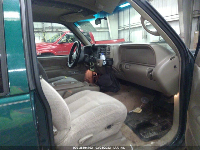 1998 CHEVROLET C/K 1500 VIN: 2GCEK19R8W1215355