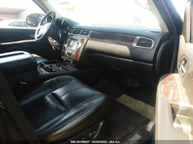 2007 GMC YUKON DENALI VIN: 1GKFK63887J329367