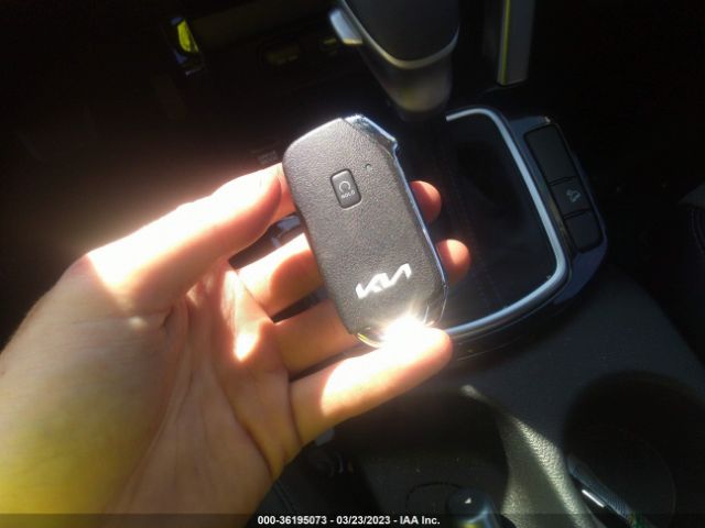 KNDEU2AA2P7413035 KIA SELTOS S