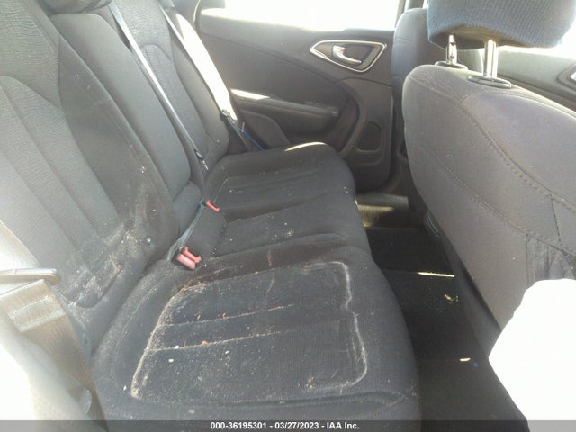 1C3CCCAB8FN660017 Chrysler 200 Limited