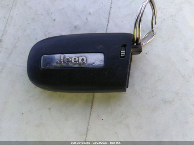 1C4RJFJG4HC876664 Jeep Grand Cherokee Summit