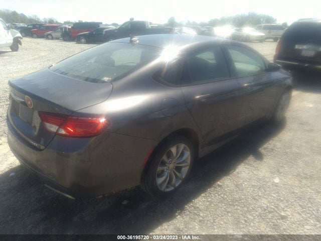 Chrysler 200 S 2015 1C3CCCBG2FN518806 Image 4