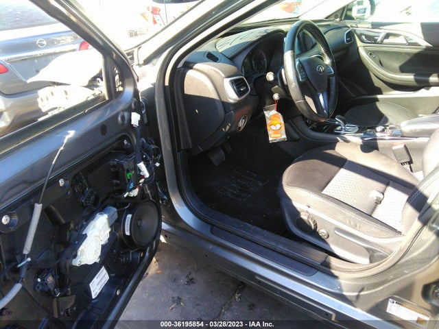 Infiniti QX30 2017 SJKCH5CP5HA021148 Image 5