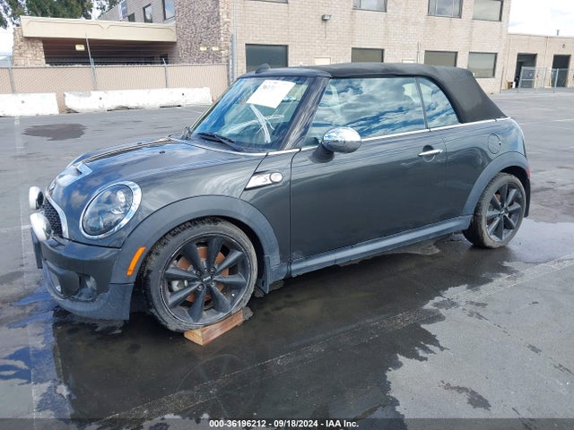 2011 MINI COOPER S WMWZP3C51BTX84263 Photo 1