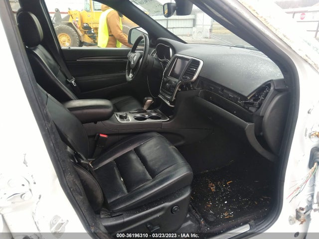 1C4RJFBG2JC105933 Jeep Grand Cherokee Limited