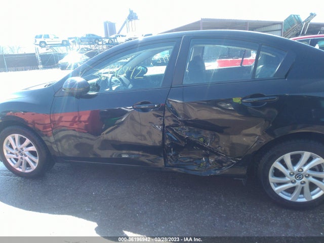 2013 Mazda Mazda3 I Touring მანქანა იყიდება აუქციონზე, vin: JM1BL1V78D1809175, აუქციონის ნომერი: 36196942