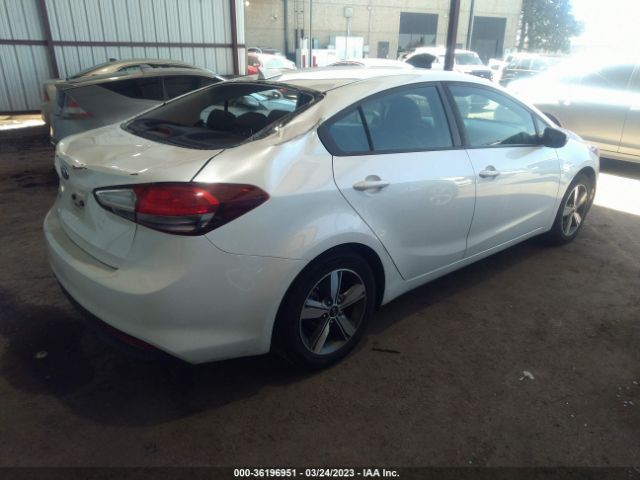 3KPFL4A79JE244355 KIA FORTE LX