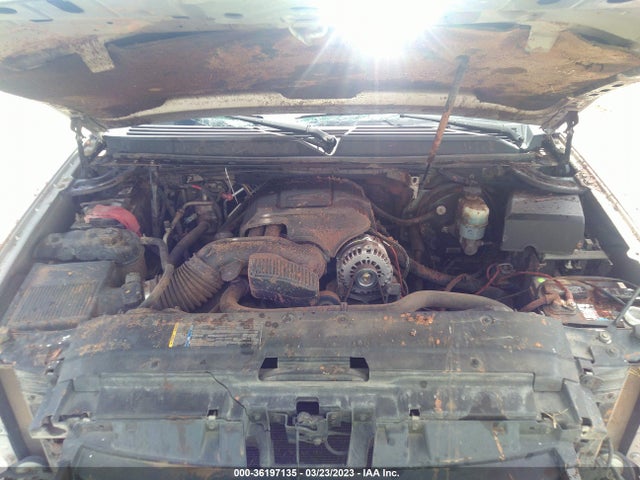 2009 GMC YUKON SLE W/3SA VIN: 1GKFC23C79R275235