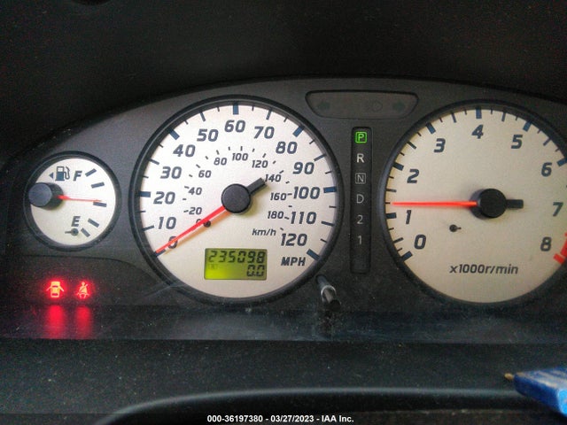 2003 NISSAN PATHFINDER SE VIN: JN8DR09X83W714360