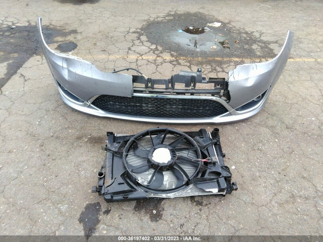 Chrysler Pacifica Limited 2019 2C4RC1GG2KR730671 Image 12