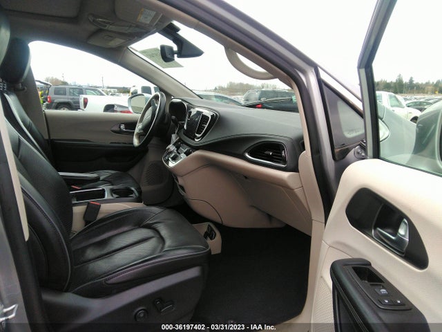 Chrysler Pacifica Limited 2019 2C4RC1GG2KR730671 Image 5