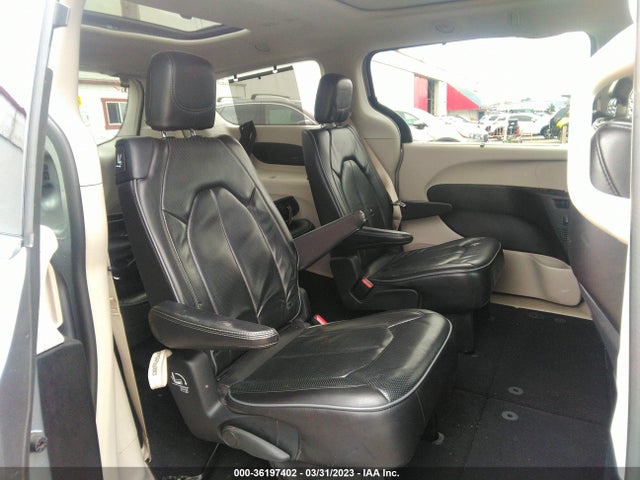 Chrysler Pacifica Limited 2019 2C4RC1GG2KR730671 Image 8