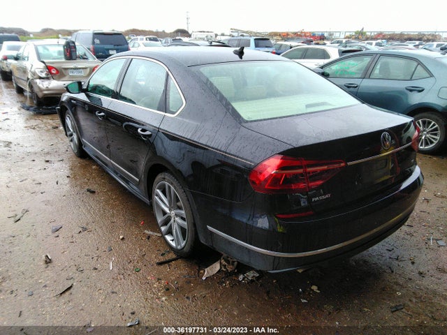 1VWDT7A36HC006676 Volkswagen Passat R-line W/comfort Pkg