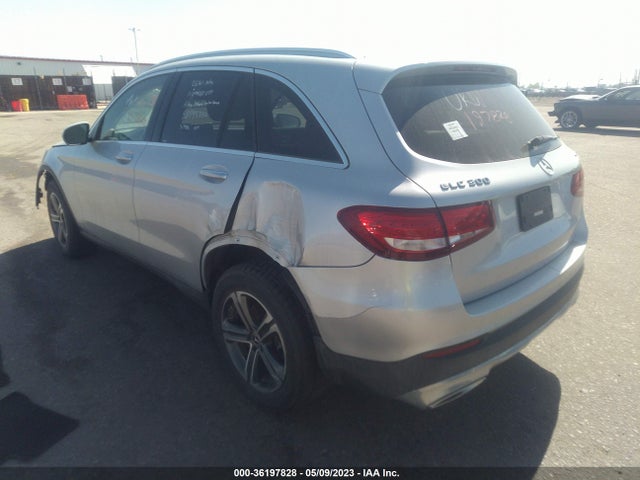 Mercedes-Benz GLC 2019 WDC0G4KBXKV196465 Image 3