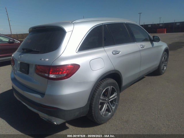 Mercedes-Benz GLC 2019 WDC0G4KBXKV196465 Image 4