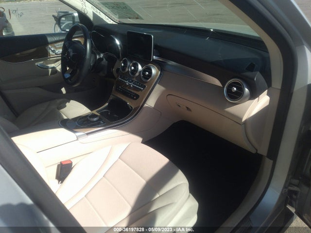 Mercedes-Benz GLC 2019 WDC0G4KBXKV196465 Image 5