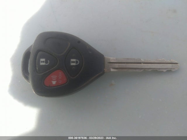 2008 TOYOTA RAV4 LTD VIN: JTMBD31V786076672