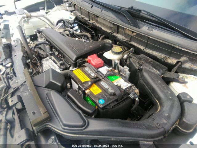 JN8AT2MT5HW142000 Nissan ROGUE SV