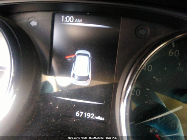 JN8AT2MT5HW142000 Nissan ROGUE SV