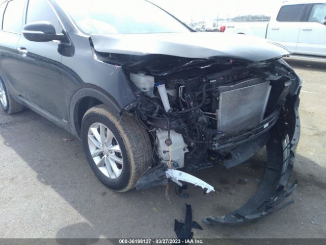 5XYPGDA31GG157664 KIA SORENTO LX