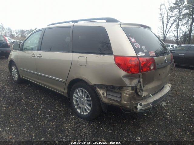 2010 TOYOTA SIENNA XLE VIN: 5TDYK4CC6AS298238
