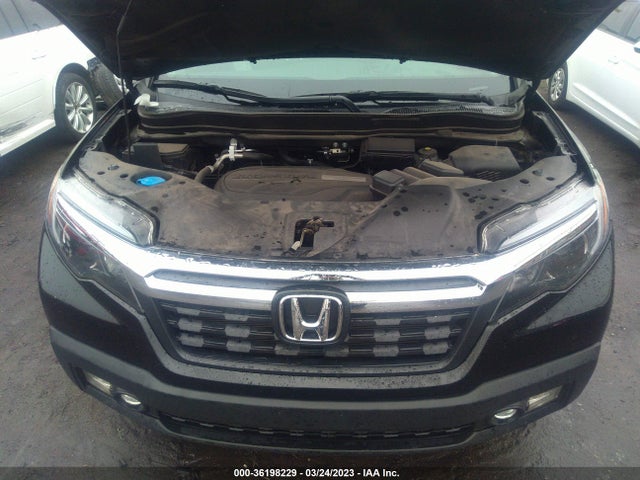 2018 HONDA RIDGELINE RTL-T VIN: 5FPYK3F60JB013917