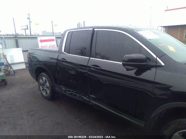 2018 HONDA RIDGELINE RTL-T VIN: 5FPYK3F60JB013917