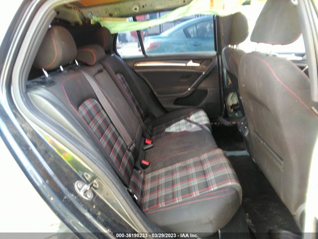 3VW4T7AU8GM019757 Volkswagen GOLF GTI S
