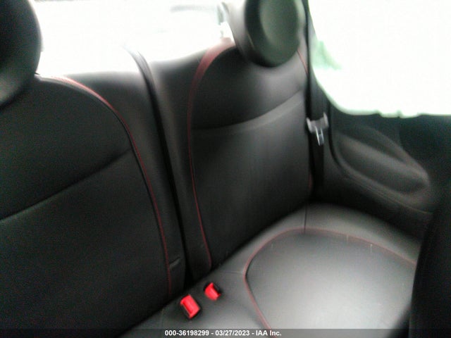 2018 Fiat 500, VIN: 3C3CFFFHXJT530528