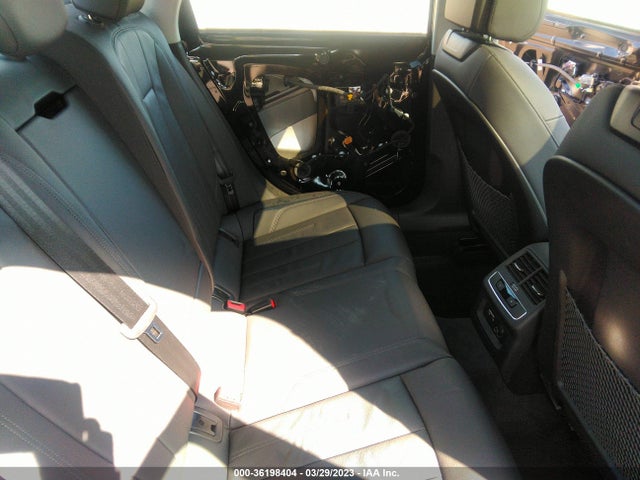 WAUENAF41KA053615 Audi A4 Premium Plus