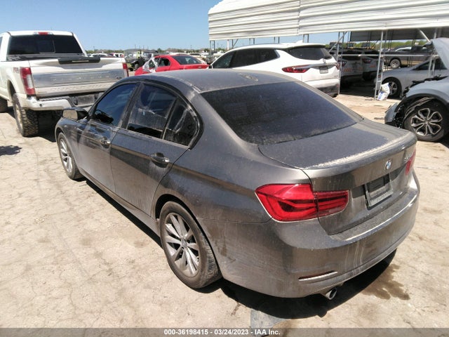WBA8E1G54GNU12220 BMW 3 Series 320i