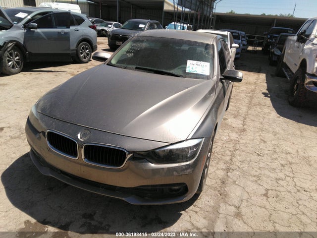 WBA8E1G54GNU12220 BMW 3 Series 320i