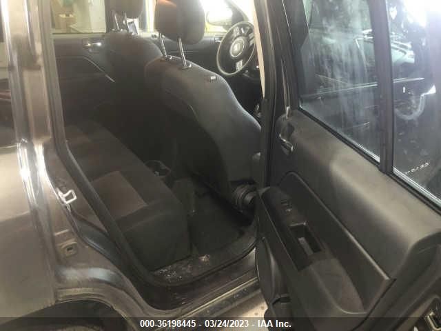 1C4NJDBB1GD683466 Jeep Compass Sport