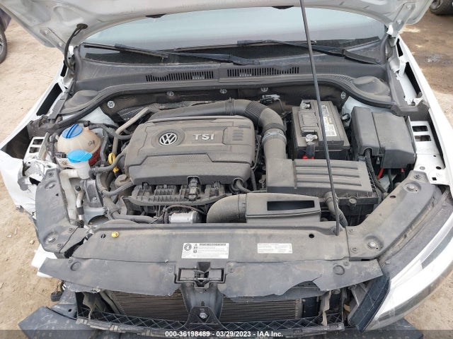 3VWD17AJ9FM236826 Volkswagen Jetta Sedan 1.8t Se