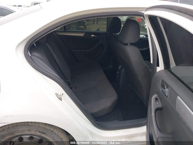 3VWD17AJ9FM236826 Volkswagen Jetta Sedan 1.8t Se