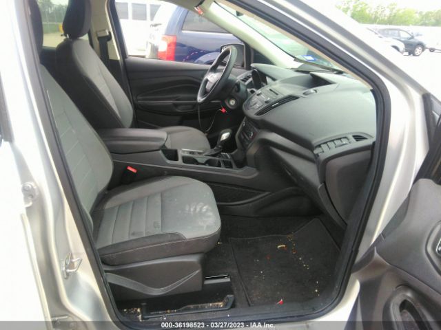 1FMCU0F70JUC05801 Ford ESCAPE S